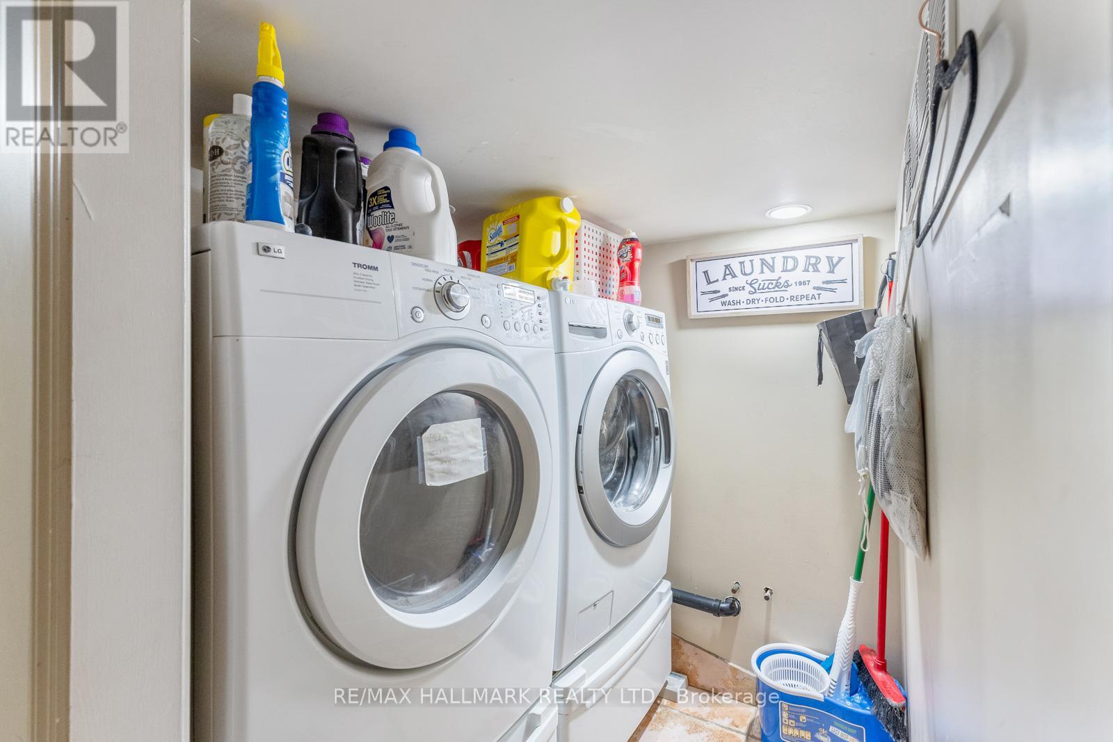 Main - 24 Hammersmith Avenue, Toronto, Ontario  M4E 2W4 - Photo 29 - E12313470