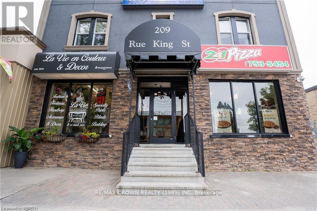 209 King Street, West Nipissing, Ontario  P2B 3B1 - Photo 1 - X12313543