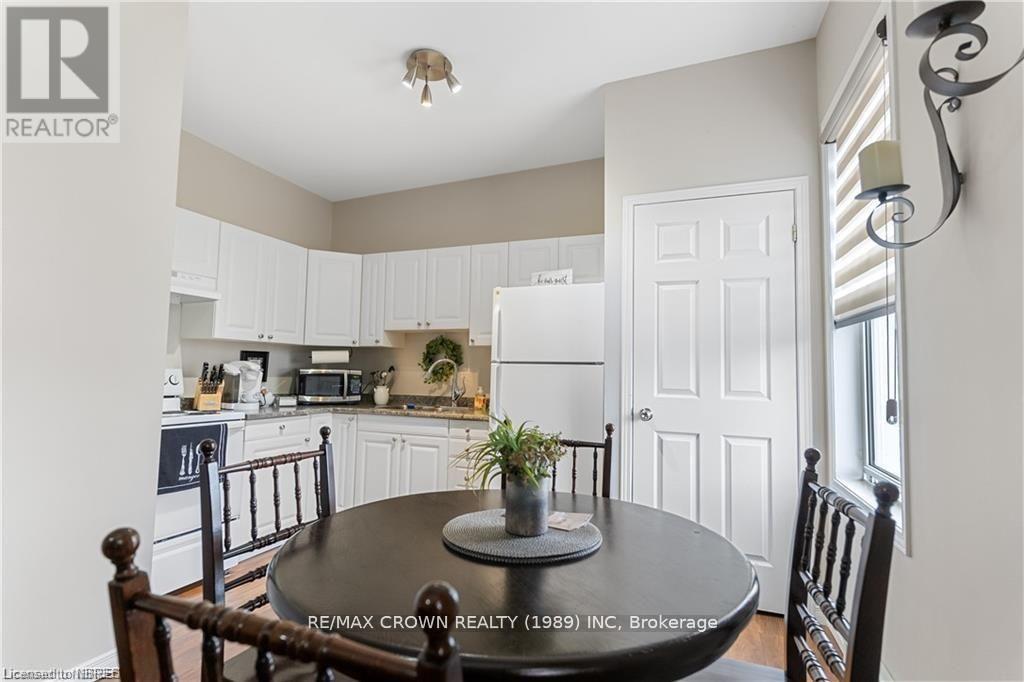 209 King Street, West Nipissing, Ontario  P2B 3B1 - Photo 25 - X12313543