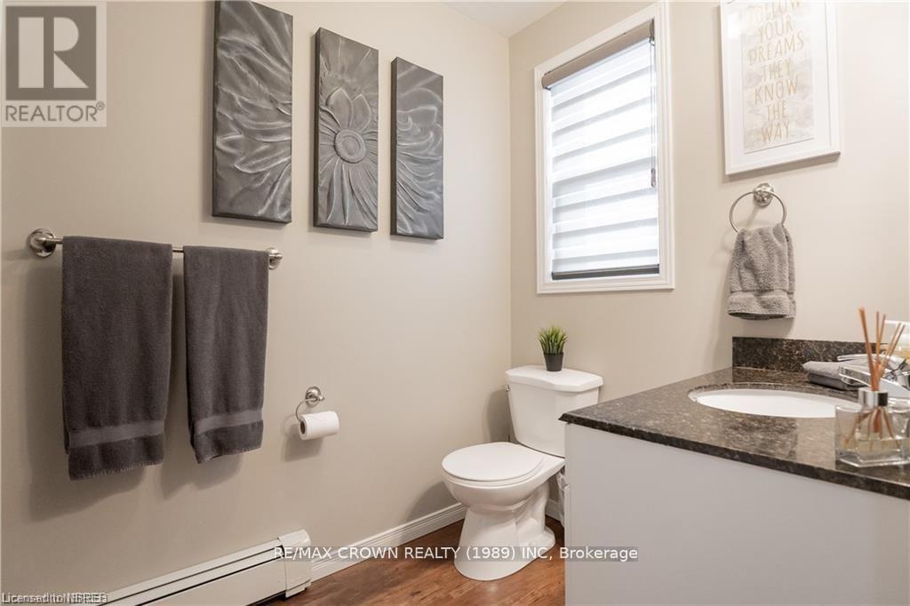 209 King Street, West Nipissing, Ontario  P2B 3B1 - Photo 28 - X12313543