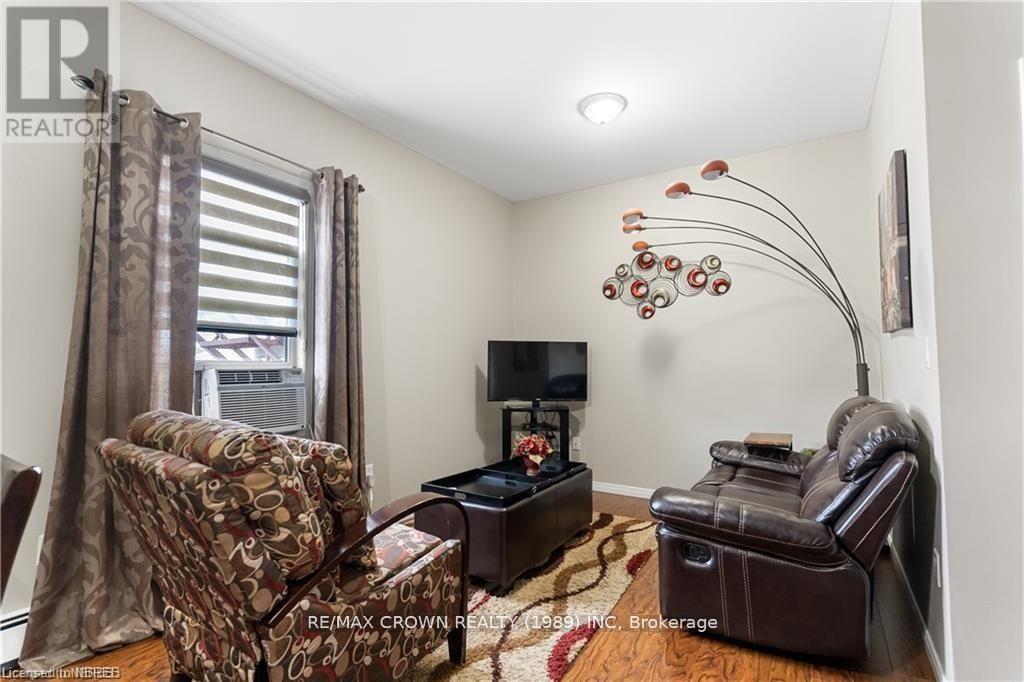 209 King Street, West Nipissing, Ontario  P2B 3B1 - Photo 32 - X12313543