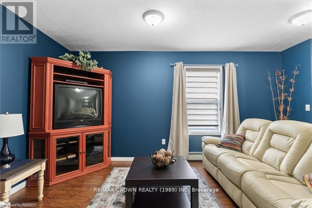 209 King Street, West Nipissing, Ontario  P2B 3B1 - Photo 37 - X12313543