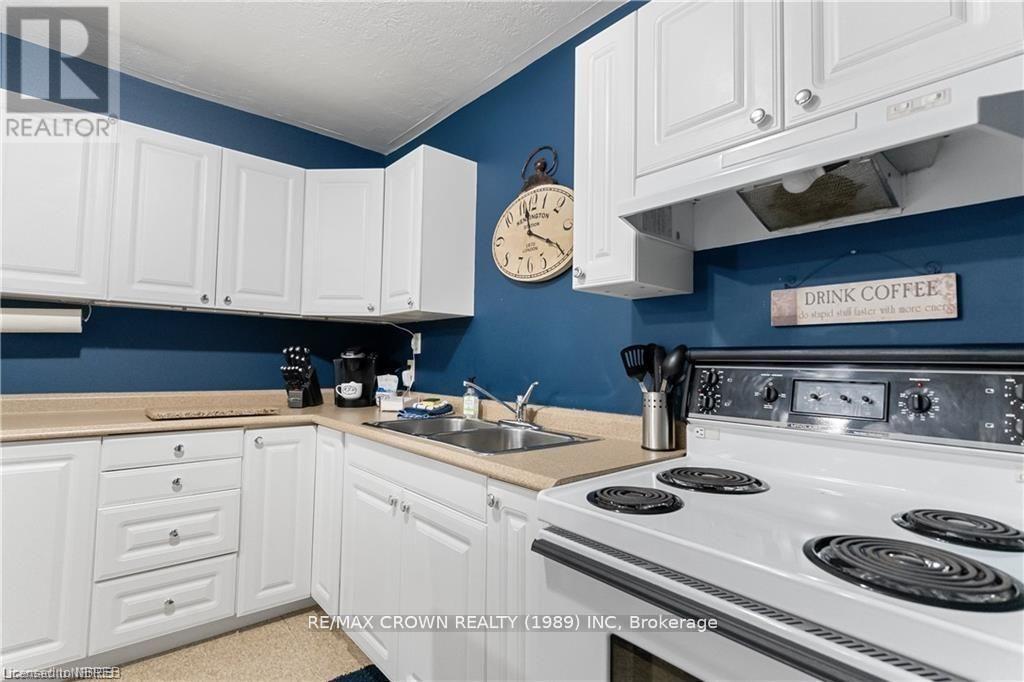 209 King Street, West Nipissing, Ontario  P2B 3B1 - Photo 44 - X12313543