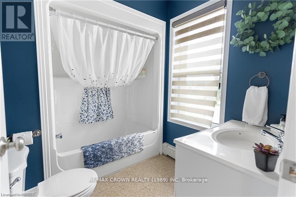 209 King Street, West Nipissing, Ontario  P2B 3B1 - Photo 45 - X12313543