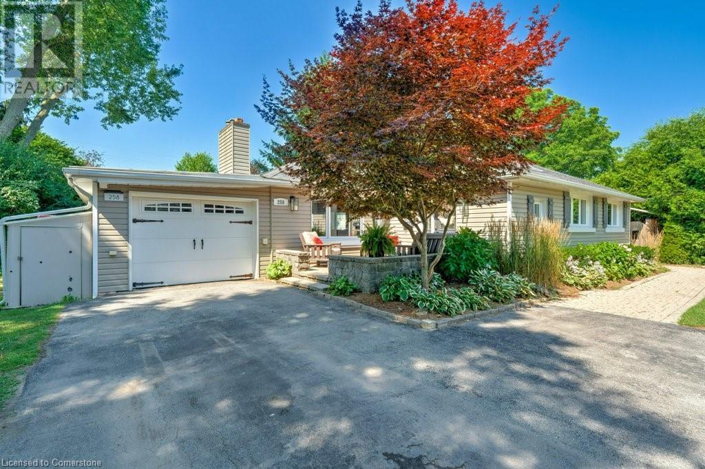 Property at 258 GARDENVIEW Drive image 4