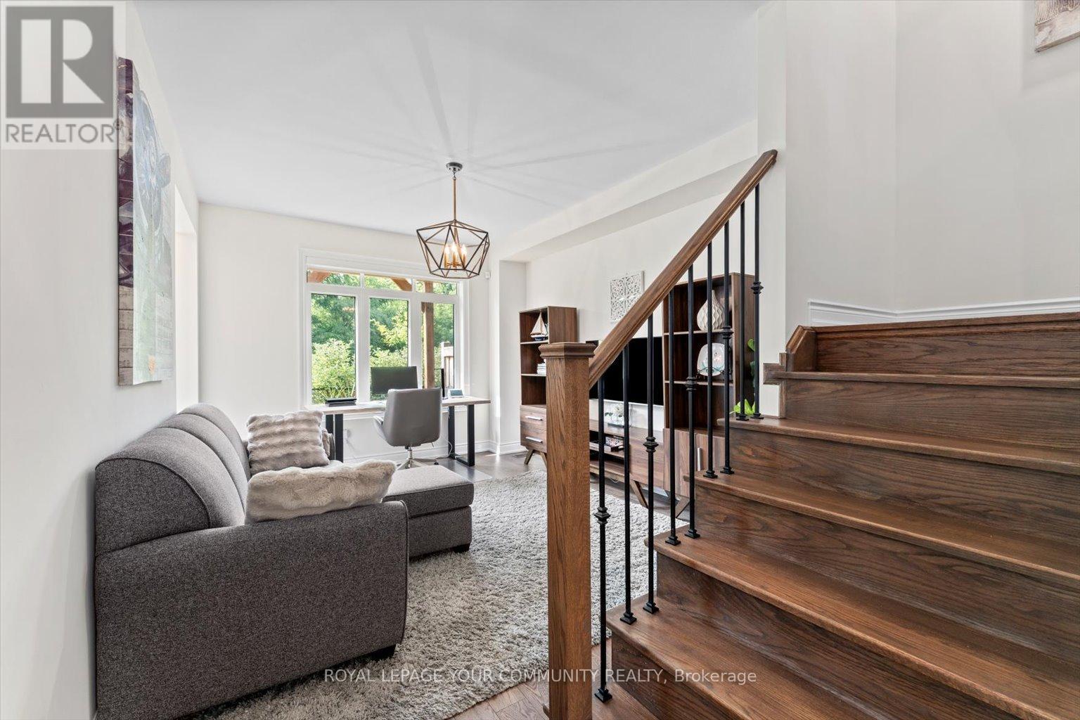 Property at 5 INGLESIDE STREET image 4