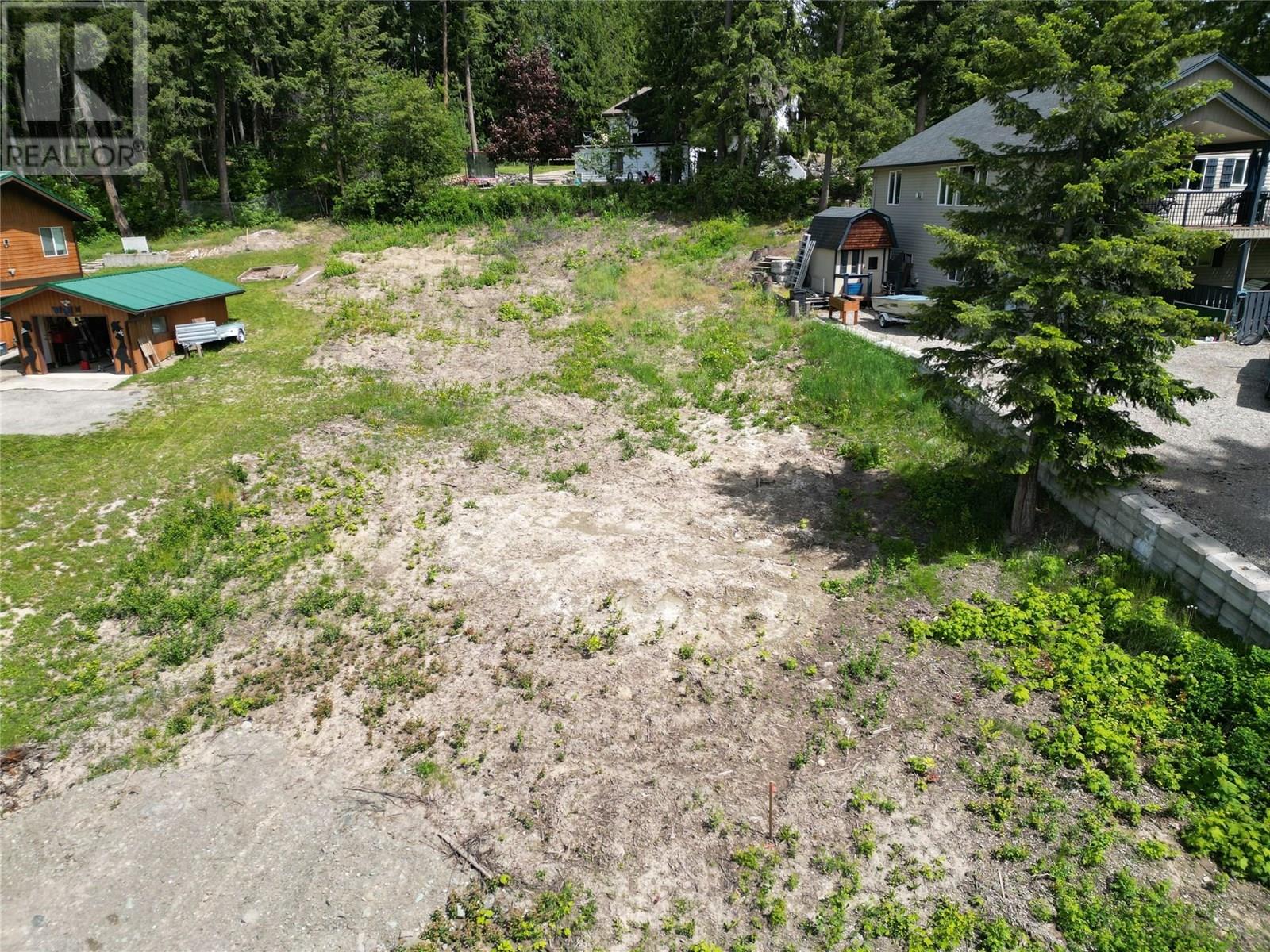 Property at 2902 Cedar Drive image 4
