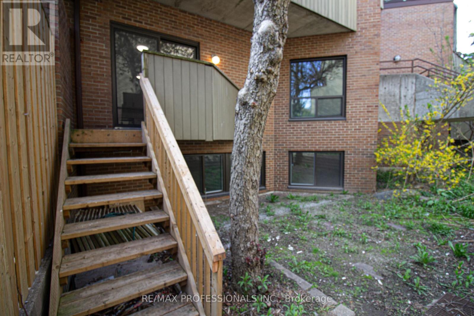 49 - 2035 South Millway, Mississauga, Ontario  L5L 1R7 - Photo 17 - W12313478