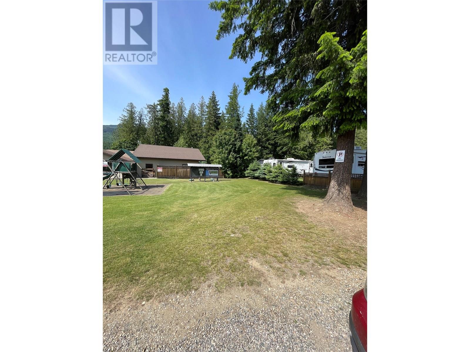 6853 Squilax-Anglemont Highway Unit# 37 & 38, Magna Bay, British Columbia  V0E 1M7 - Photo 44 - 10351006