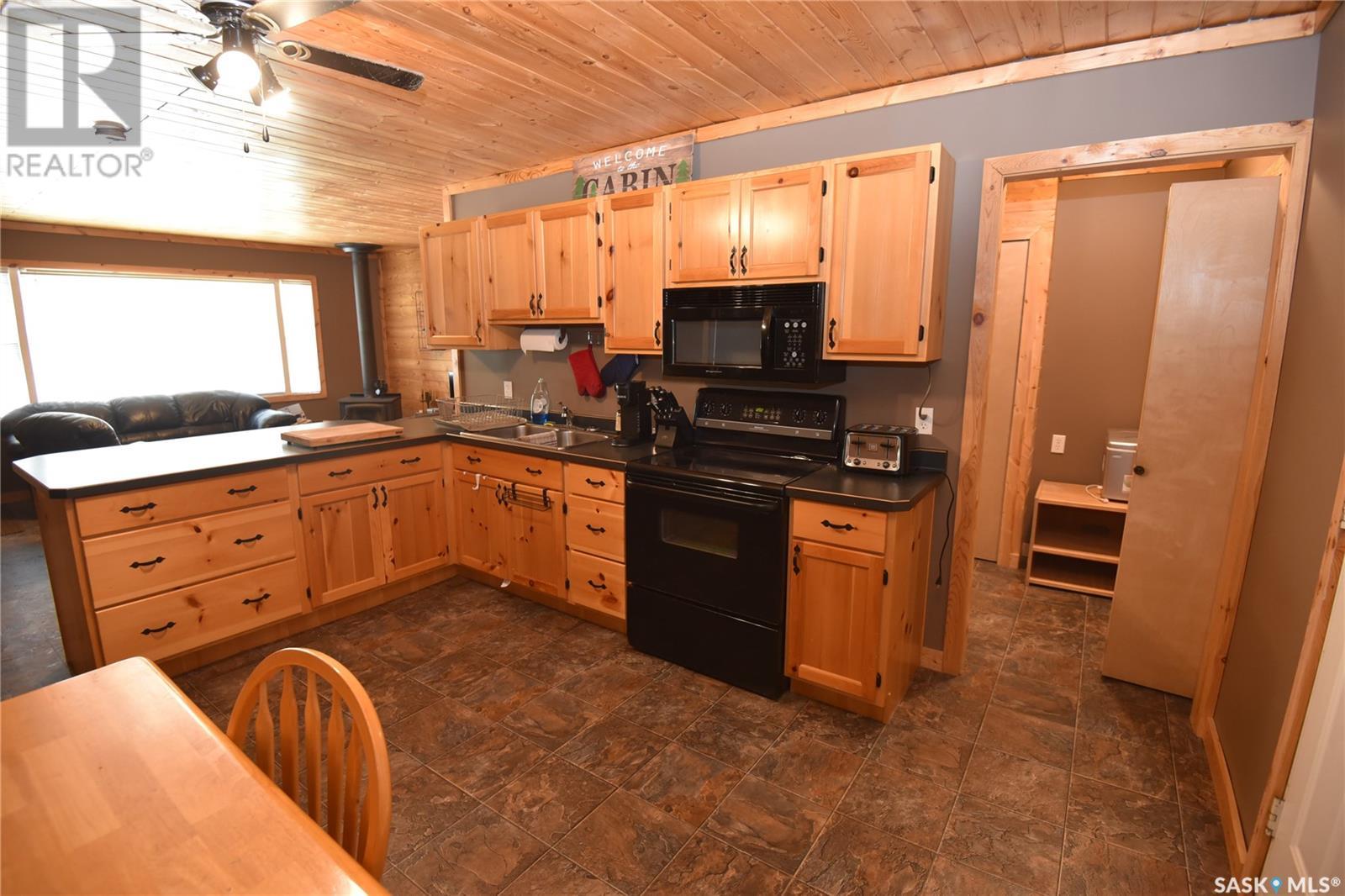 Property at 217 Birch DRIVE image 3