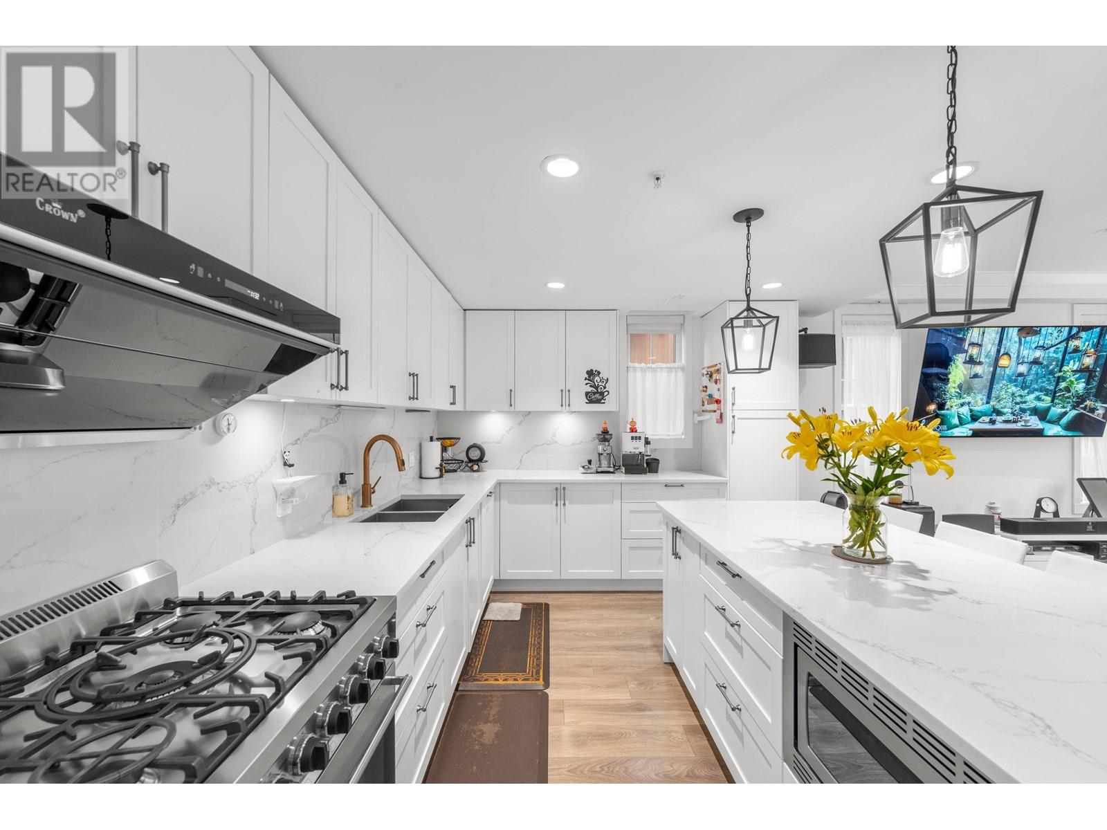 451 W 63rd Avenue, Vancouver, British Columbia  V5X 0J1 - Photo 13 - R3031376