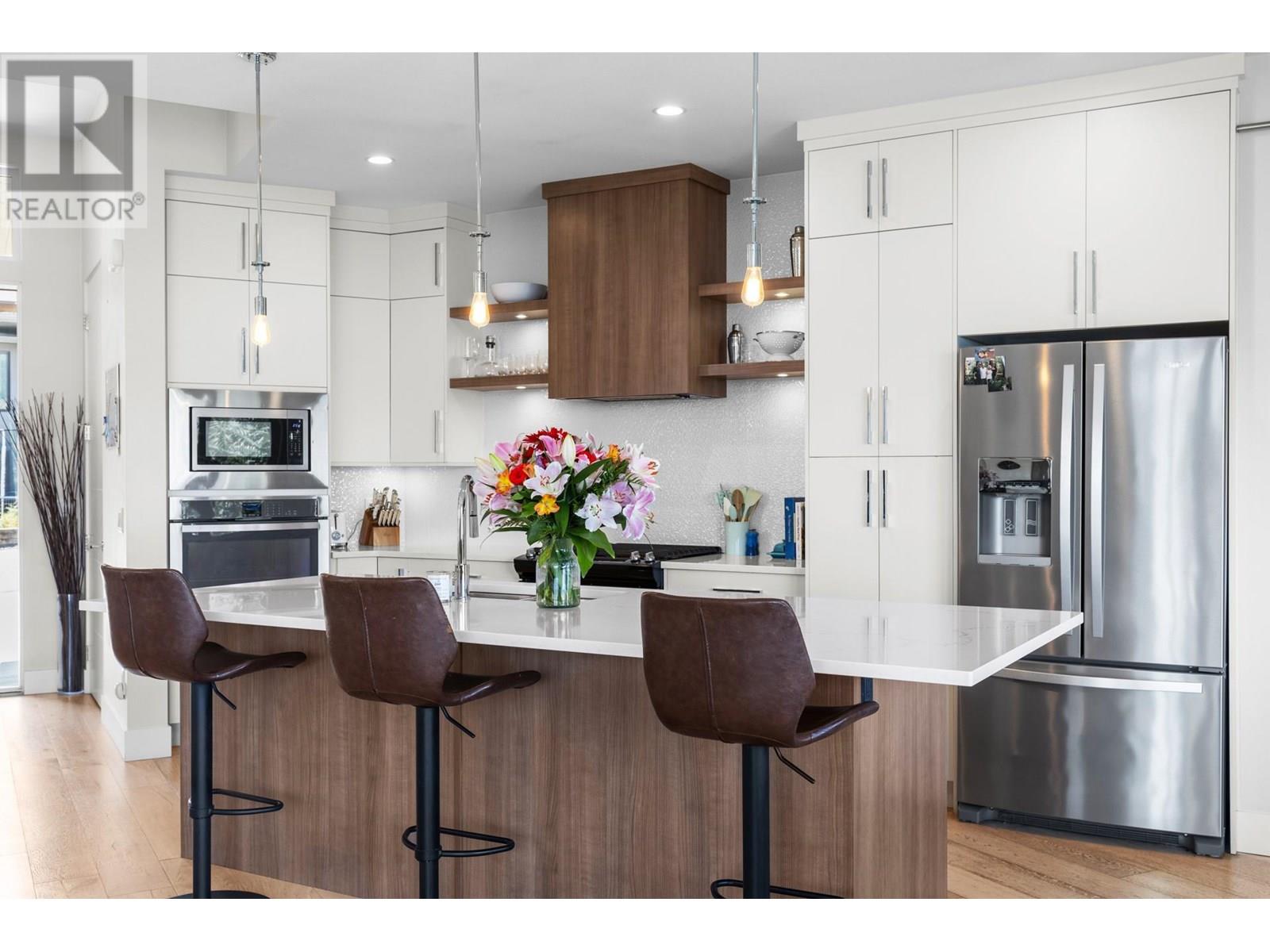 1341 Sladen Crescent, Kelowna, British Columbia  V1V 2Y1 - Photo 5 - 10357053