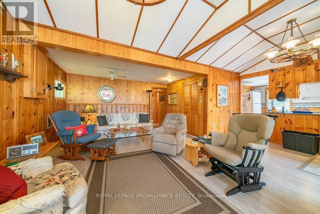 1133b North Star Lane, North Frontenac, Ontario  K0H 1K0 - Photo 25 - X12313631
