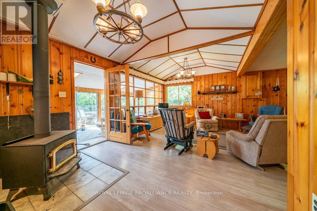 1133b North Star Lane, North Frontenac, Ontario  K0H 1K0 - Photo 36 - X12313631