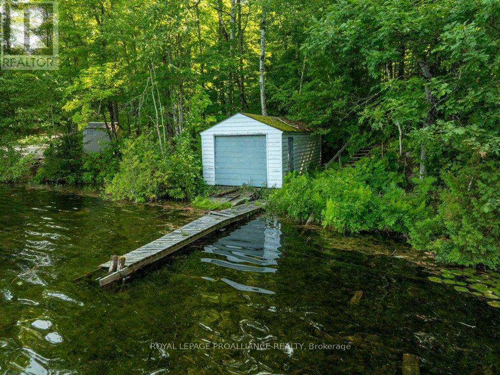 1133b North Star Lane, North Frontenac, Ontario  K0H 1K0 - Photo 46 - X12313631