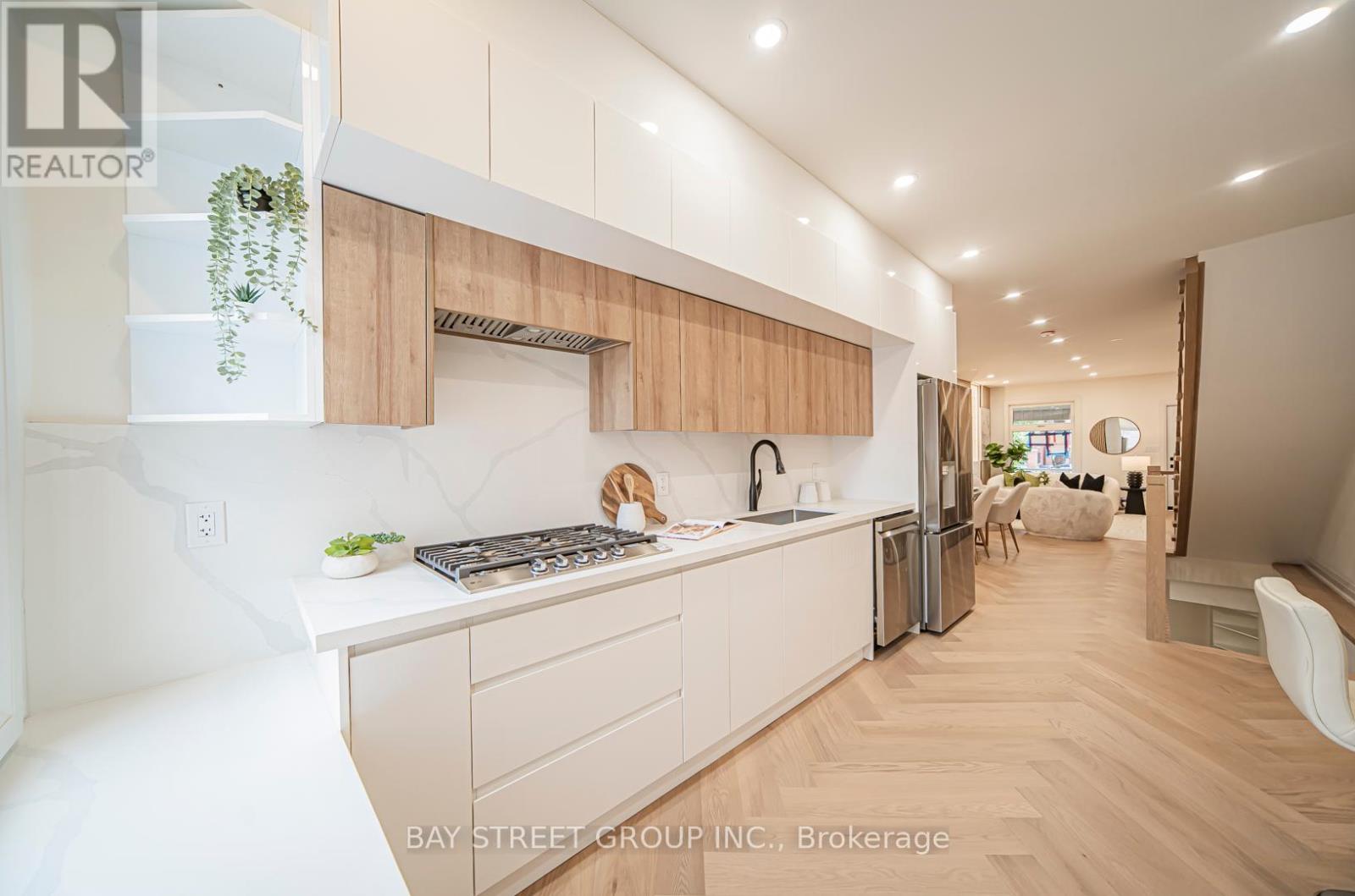126 Grace Street, Toronto, Ontario  M6J 2S2 - Photo 11 - C12313563