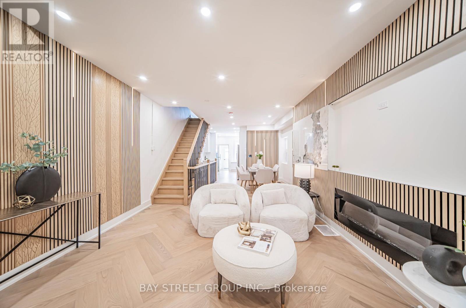 Property at 126 GRACE STREET image 3