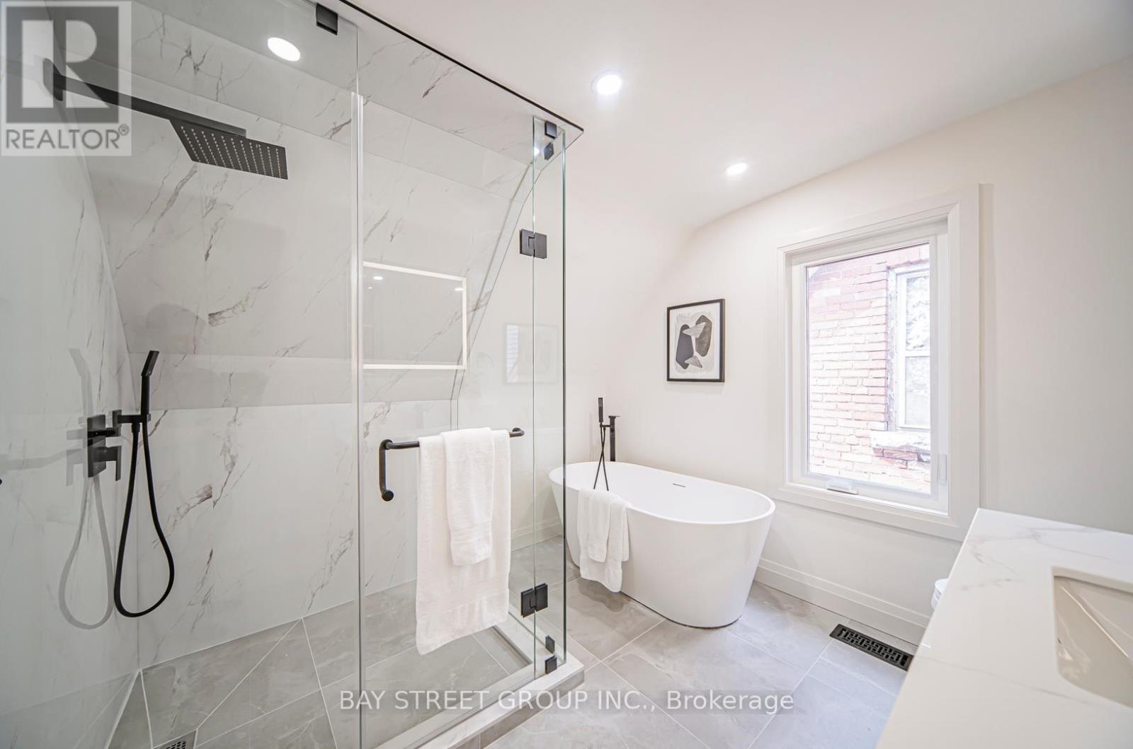 126 Grace Street, Toronto, Ontario  M6J 2S2 - Photo 31 - C12313563