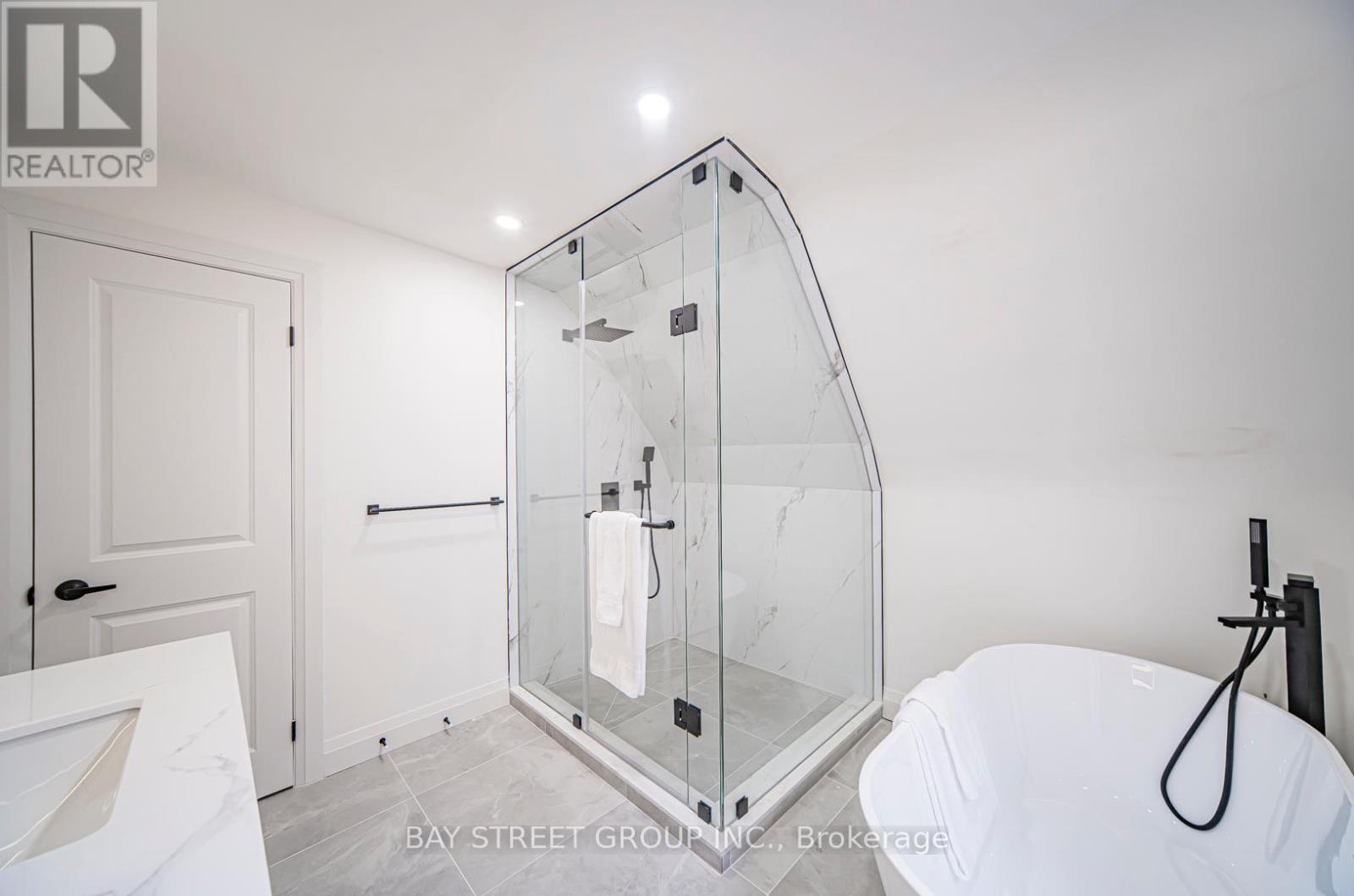 126 Grace Street, Toronto, Ontario  M6J 2S2 - Photo 32 - C12313563