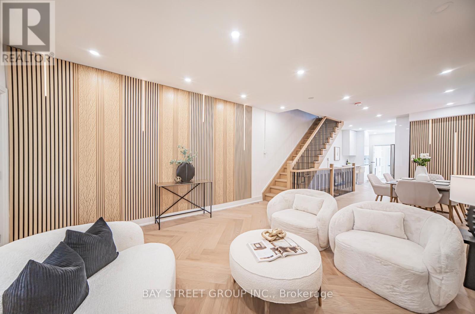 Property at 126 GRACE STREET image 4