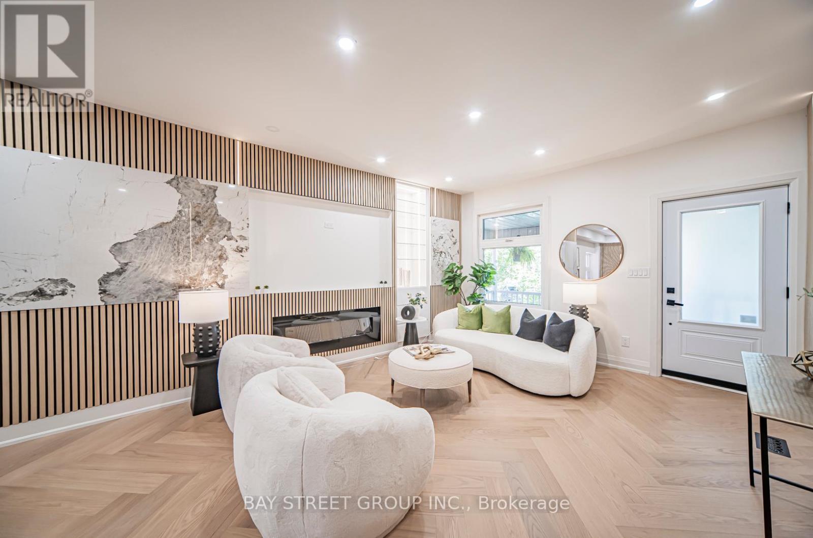 Property at 126 GRACE STREET image 5