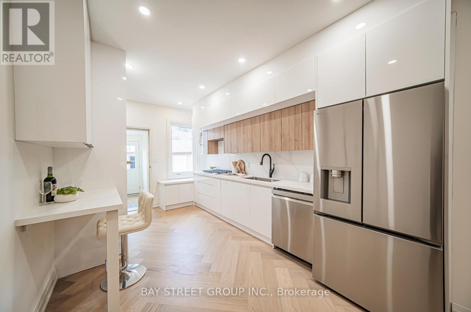 126 Grace Street, Toronto, Ontario  M6J 2S2 - Photo 9 - C12313563