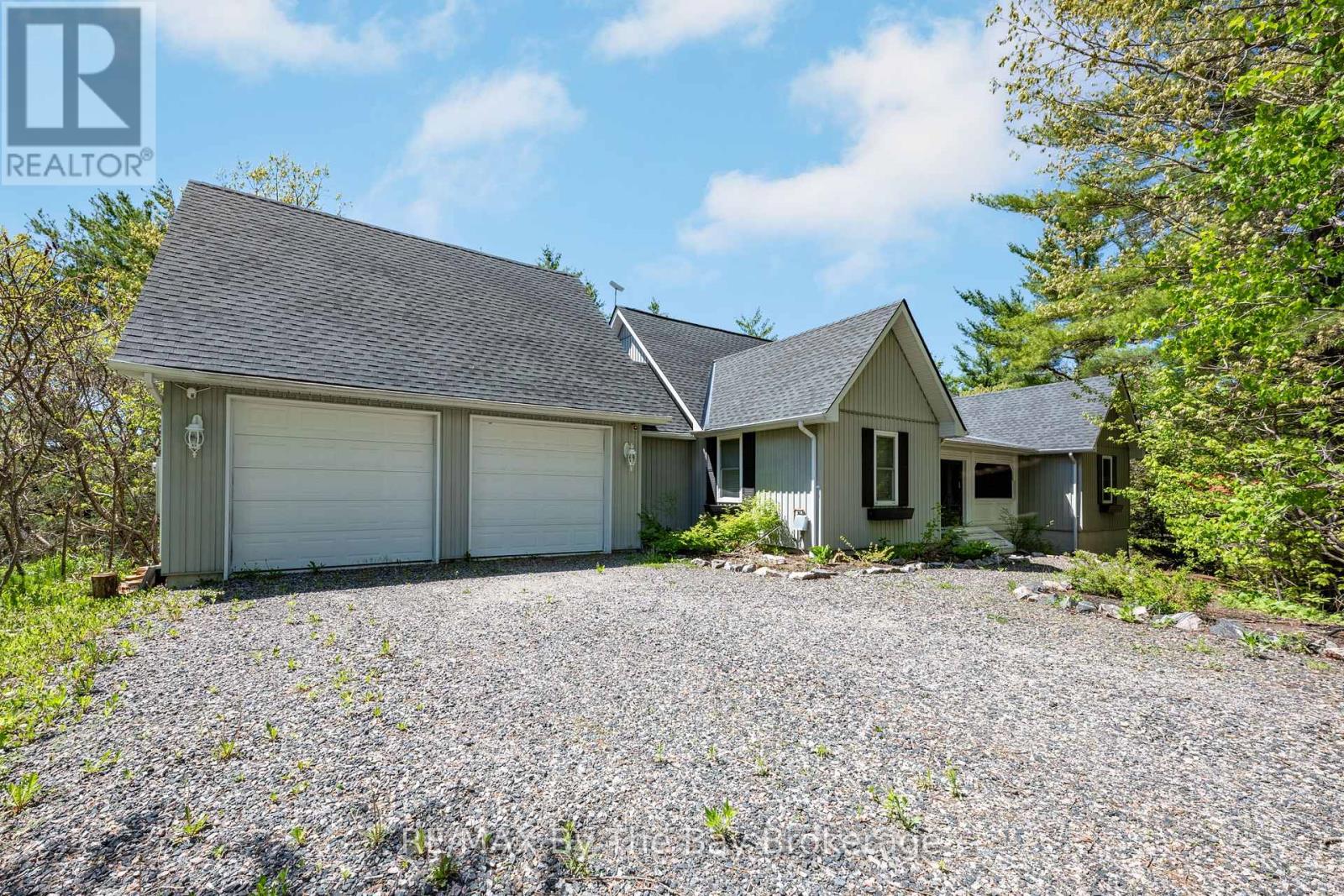 261 Kim T Lane, Georgian Bay, Ontario  L0K 1S0 - Photo 33 - X12164738