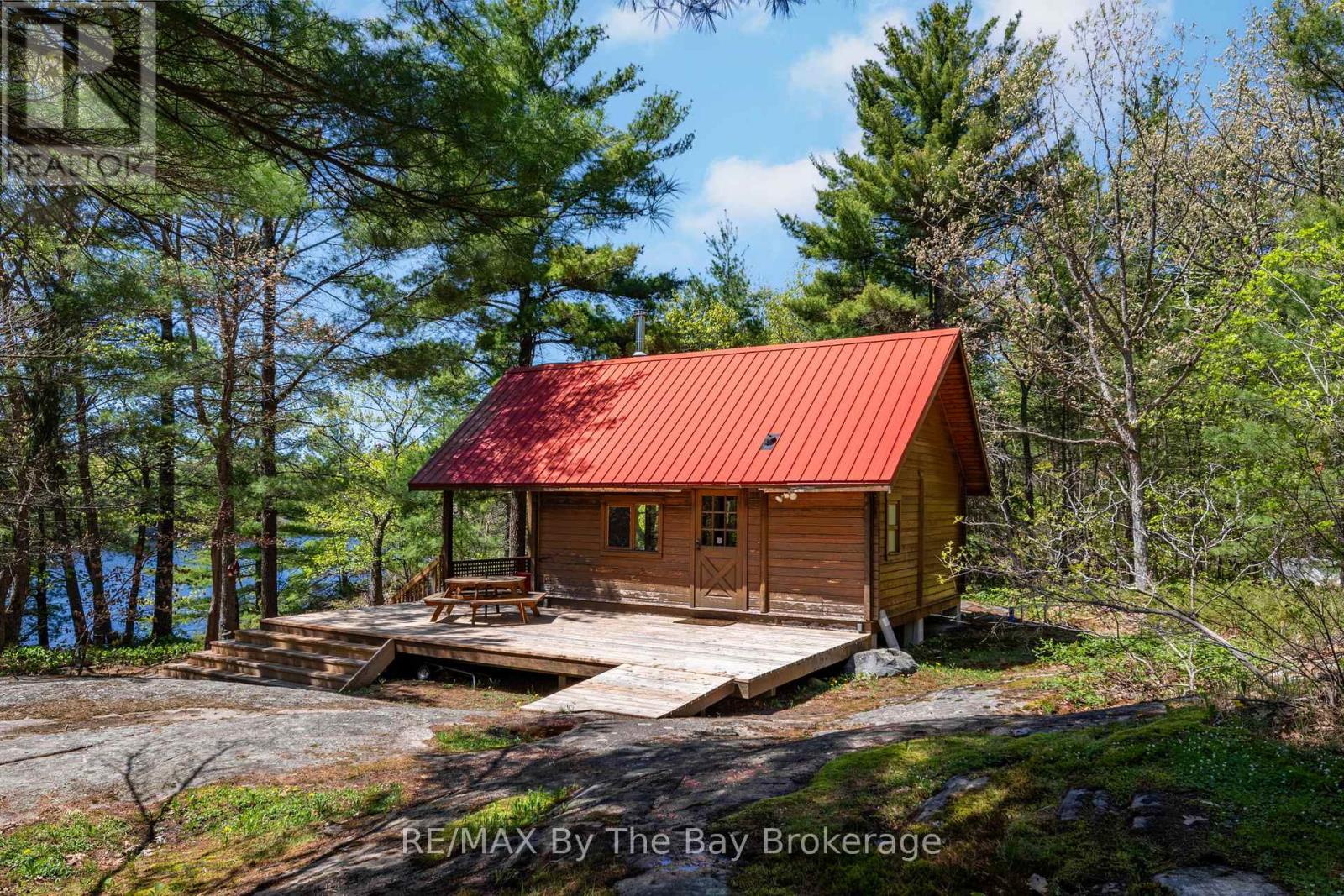 261 Kim T Lane, Georgian Bay, Ontario  L0K 1S0 - Photo 36 - X12164738