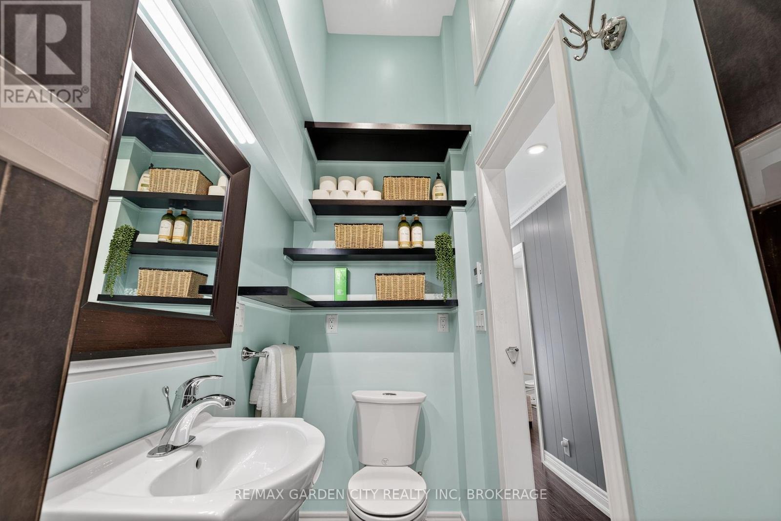 133 Connaught Avenue, Hamilton (Stripley), Ontario  L8L 6Z2 - Photo 21 - X12313634