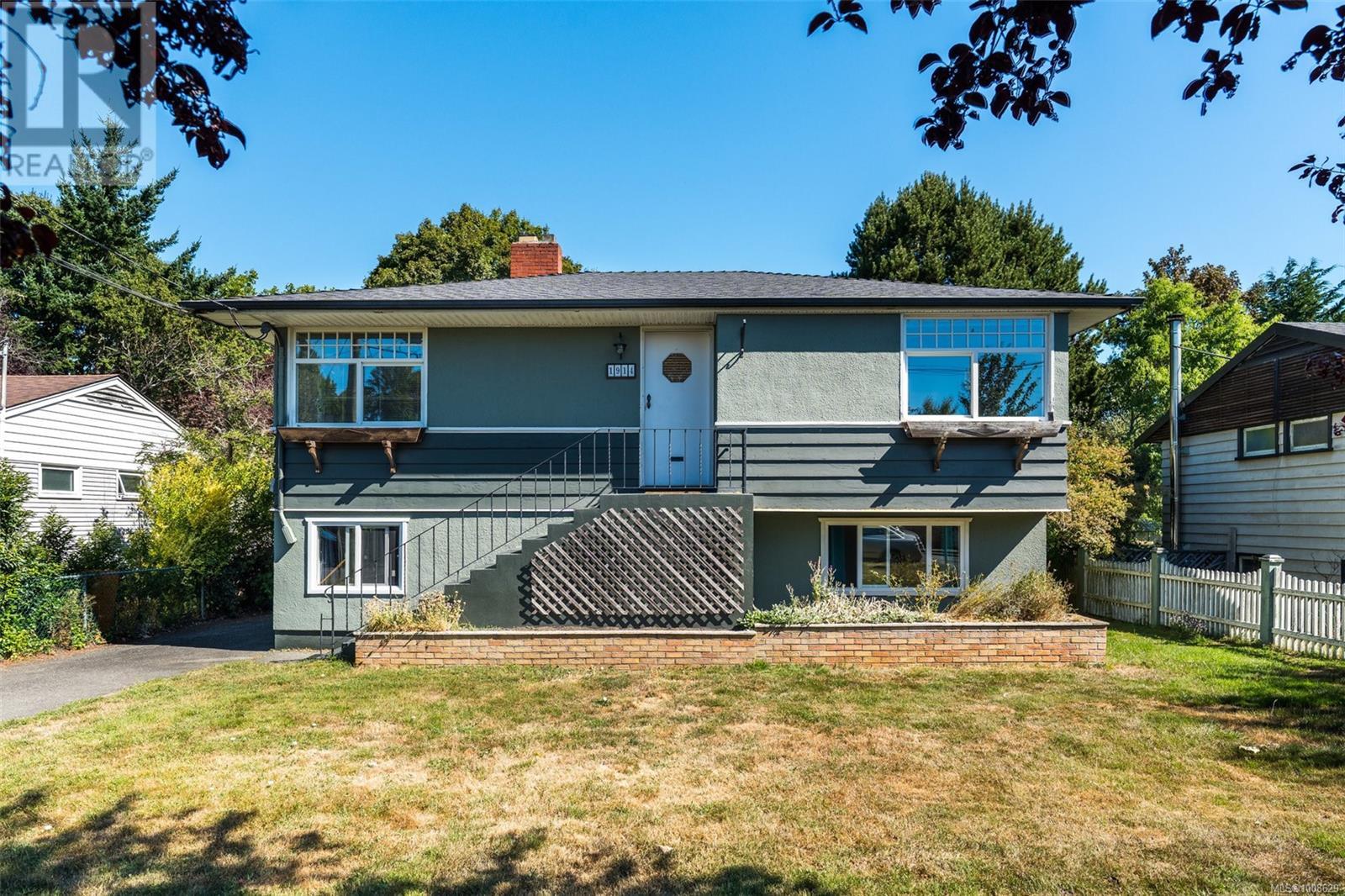 Property at 1914 Leighton Rd image 1