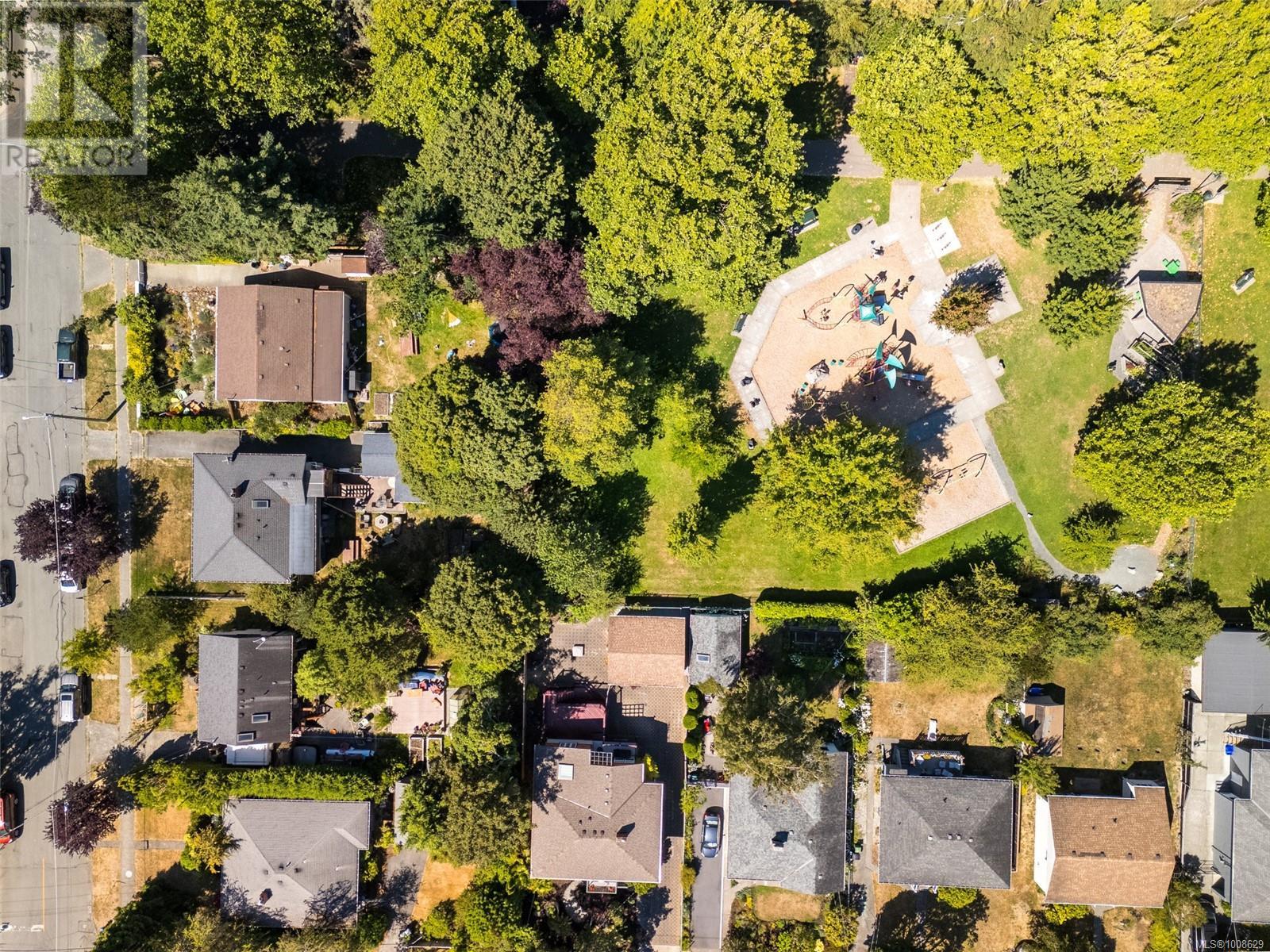 Property at 1914 Leighton Rd image 2