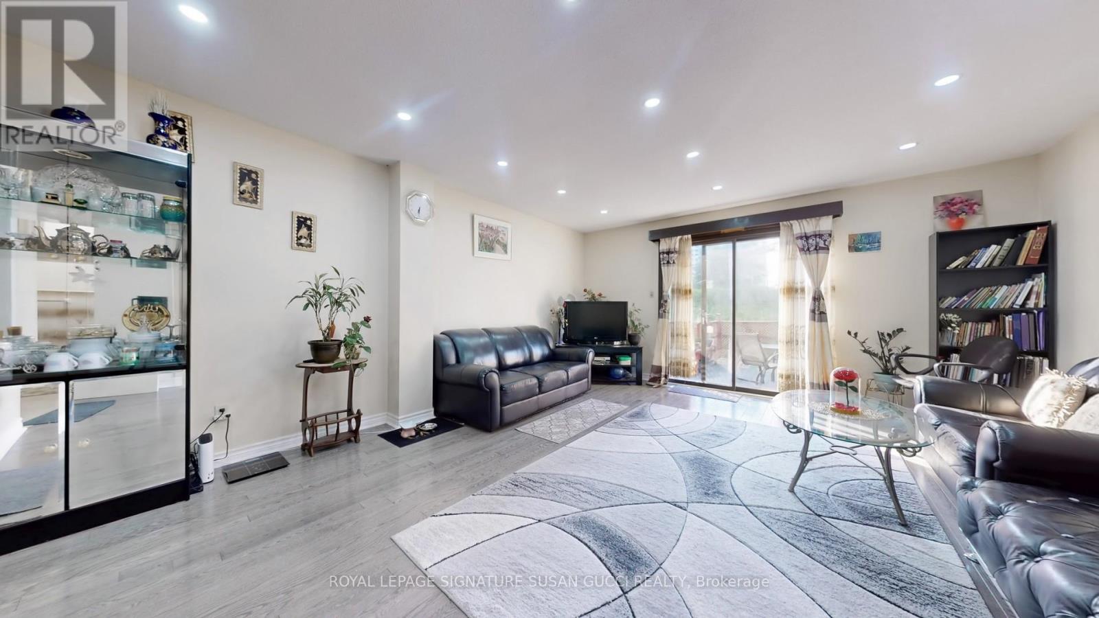 Property at 46 ALBION AVENUE image 3