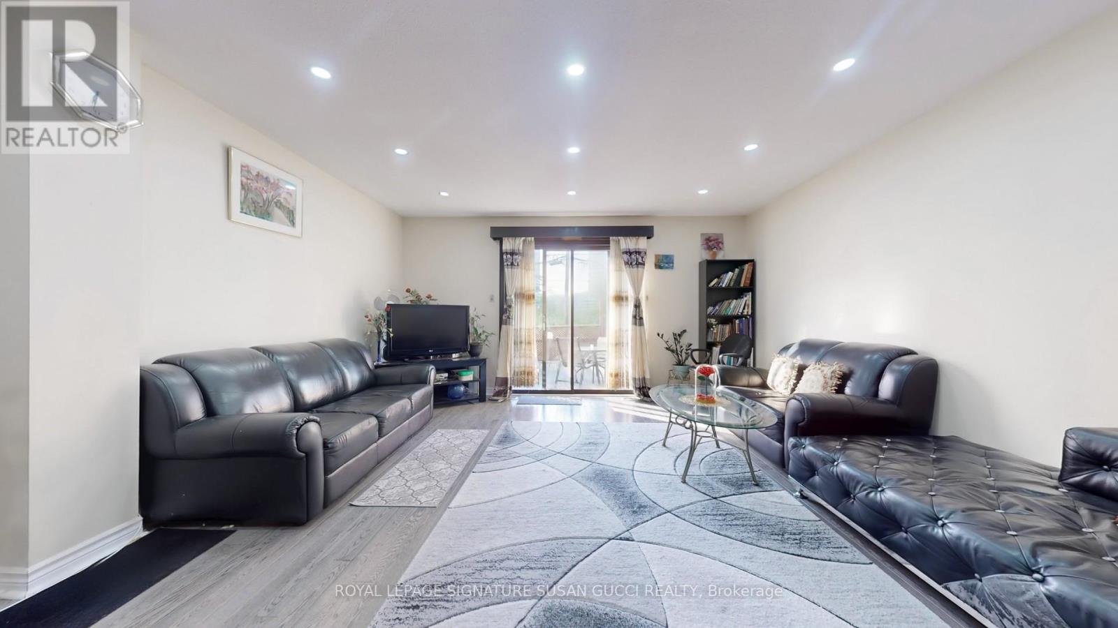 Property at 46 ALBION AVENUE image 4