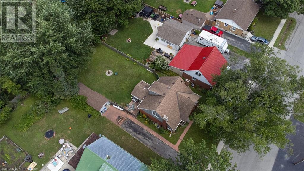 Property at 155 FAIRVIEW Avenue E image 2
