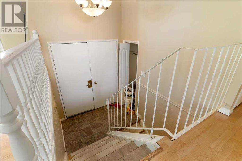 Property at 9234 104 Avenue image 3