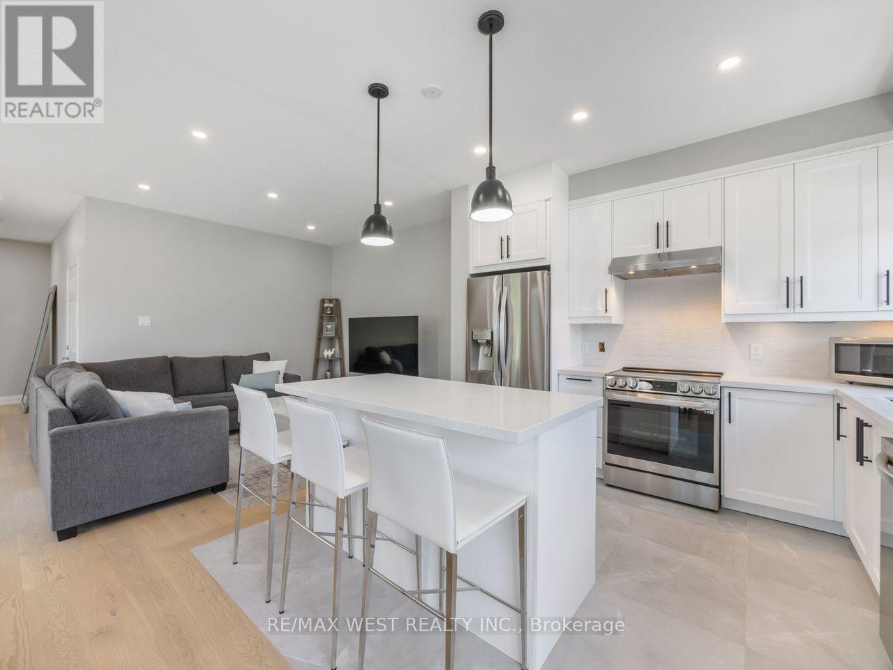 60 Utopia Way, Brampton, Ontario  L6P 0X1 - Photo 17 - W12302381