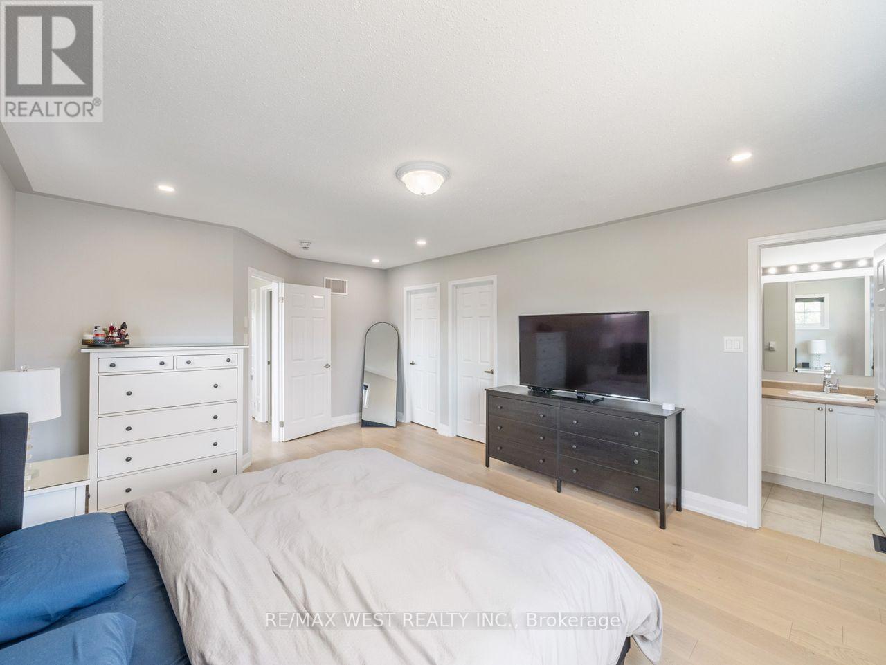 60 Utopia Way, Brampton, Ontario  L6P 0X1 - Photo 28 - W12302381