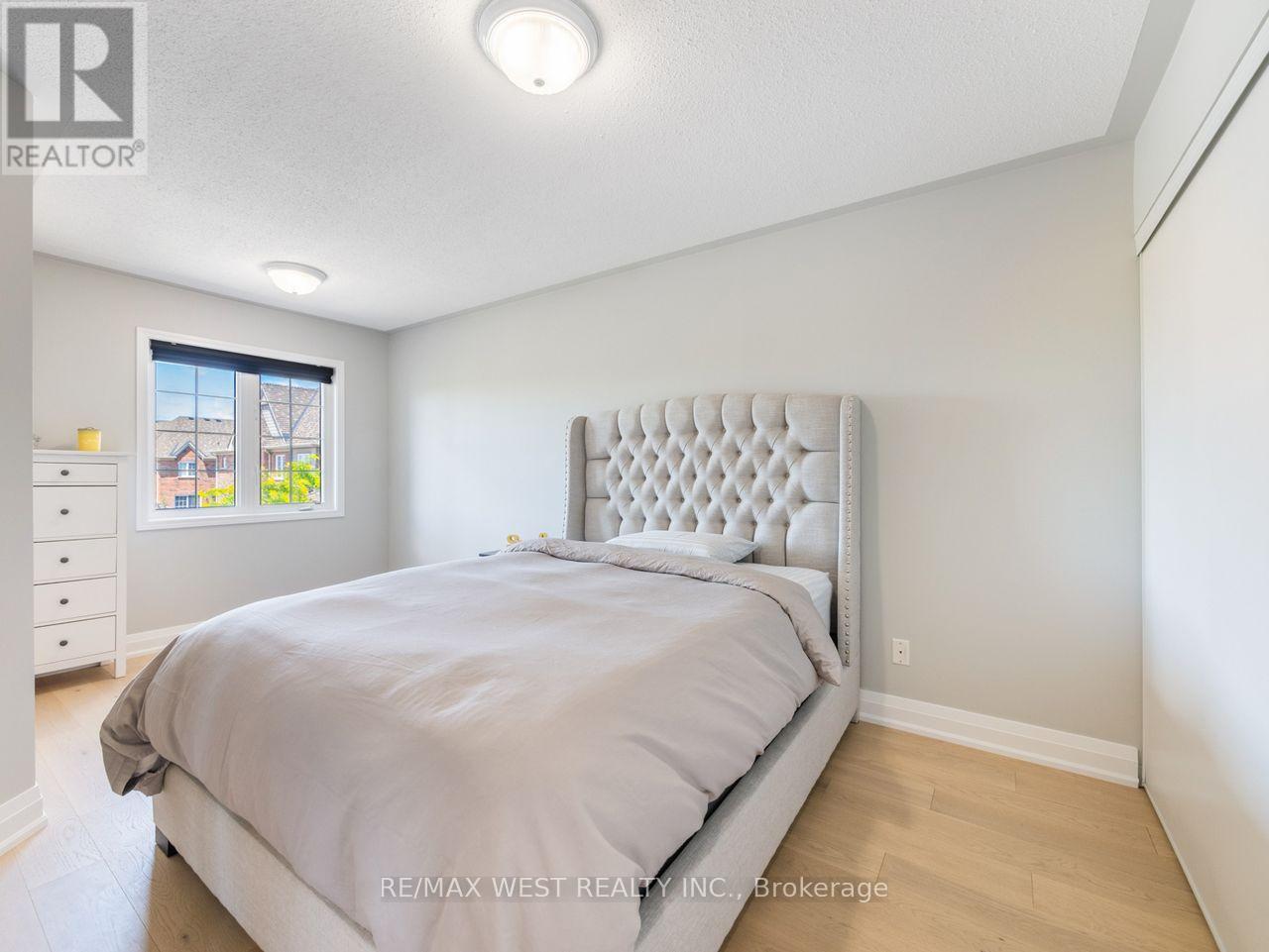 60 Utopia Way, Brampton, Ontario  L6P 0X1 - Photo 34 - W12302381