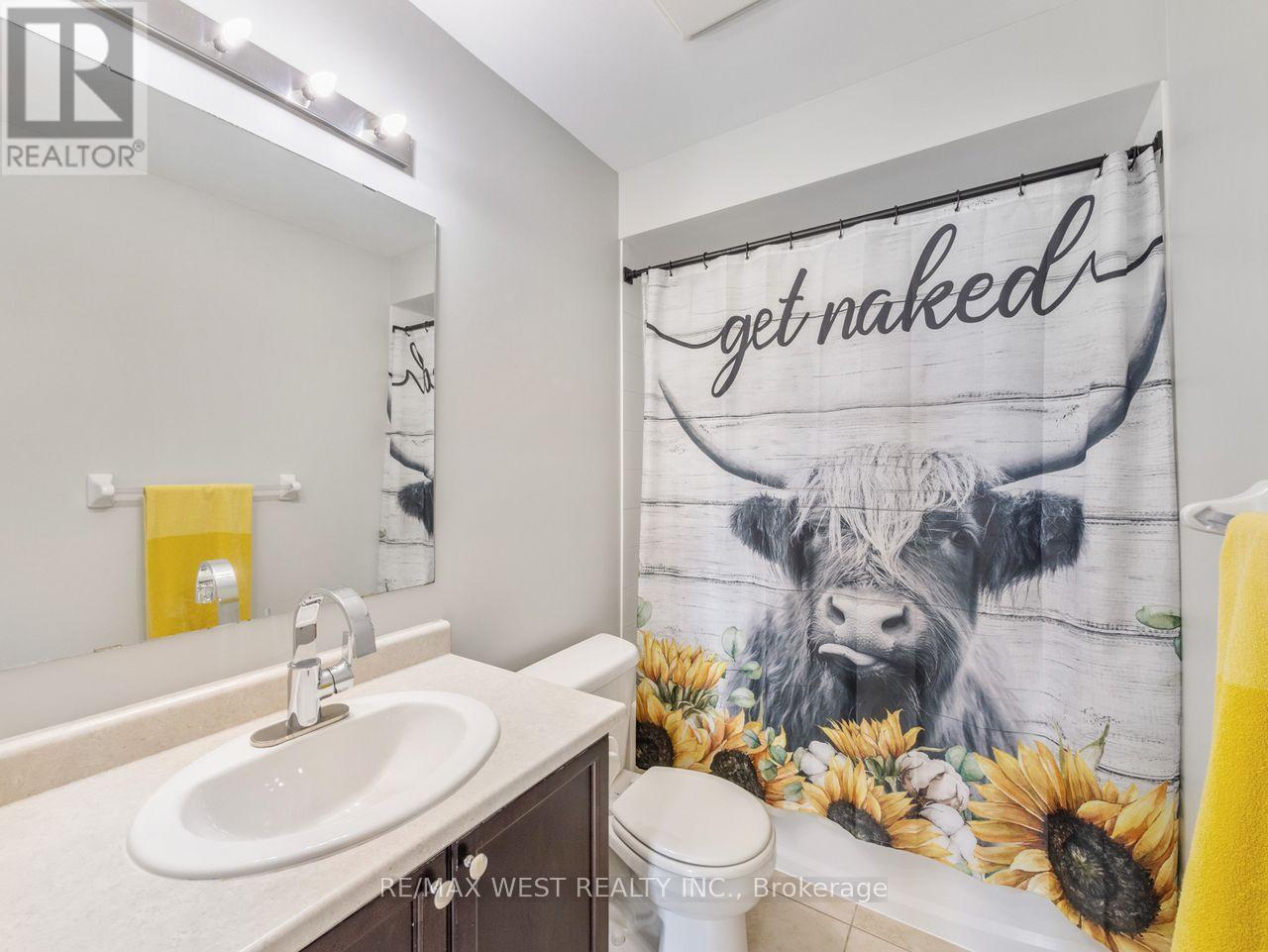 60 Utopia Way, Brampton, Ontario  L6P 0X1 - Photo 37 - W12302381