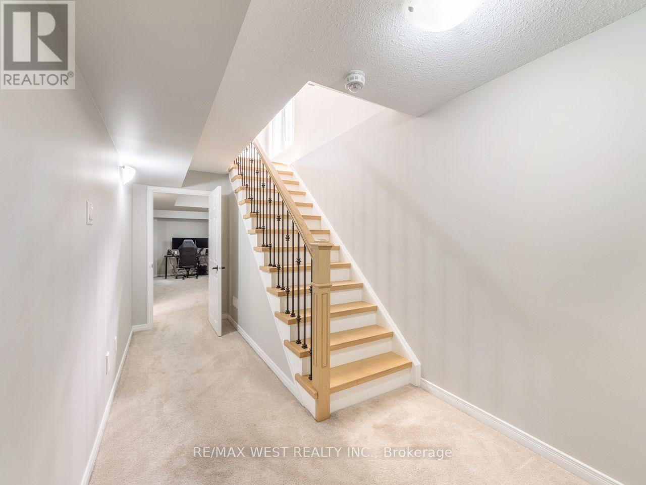 60 Utopia Way, Brampton, Ontario  L6P 0X1 - Photo 38 - W12302381