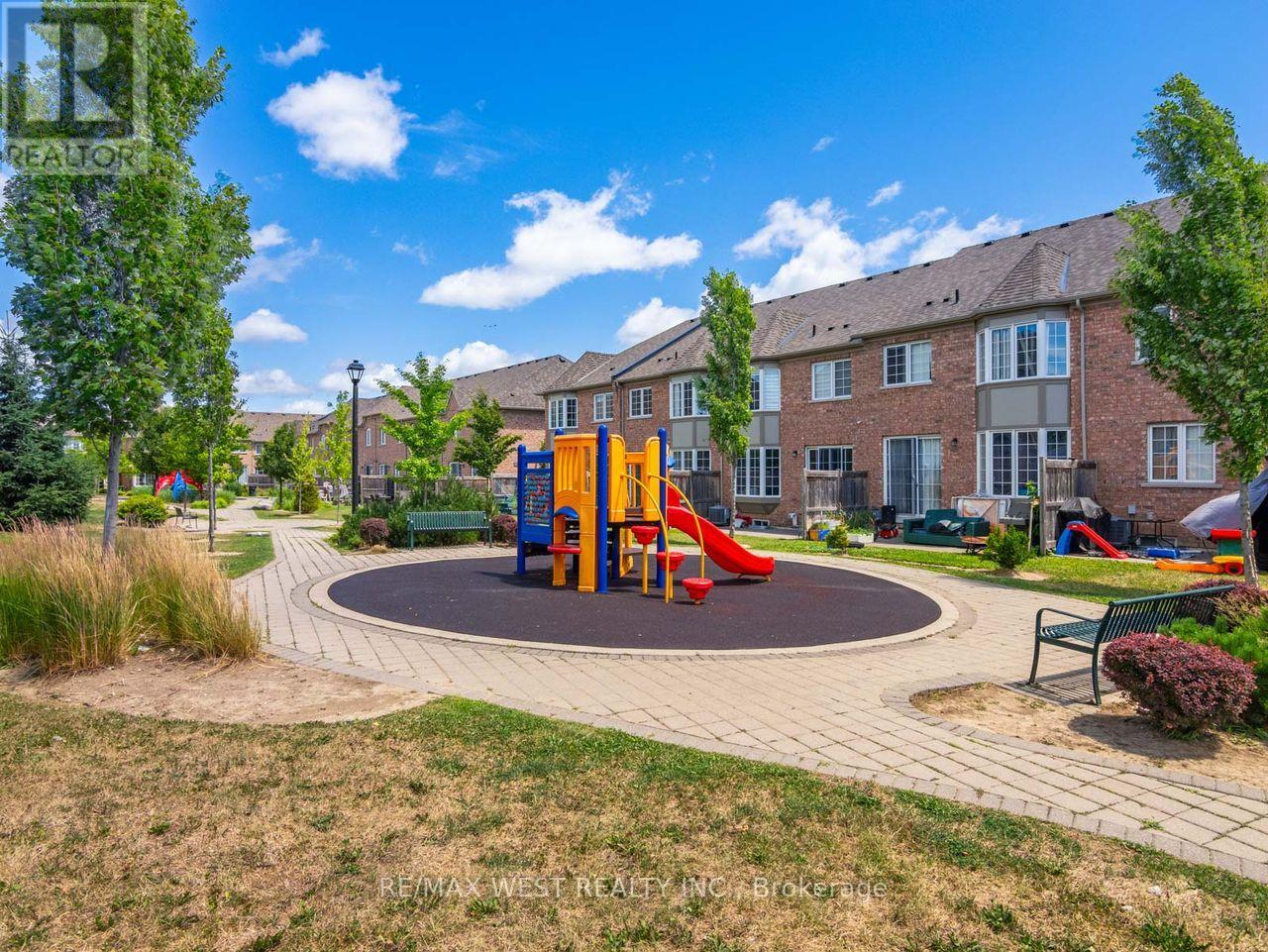 60 Utopia Way, Brampton, Ontario  L6P 0X1 - Photo 48 - W12302381