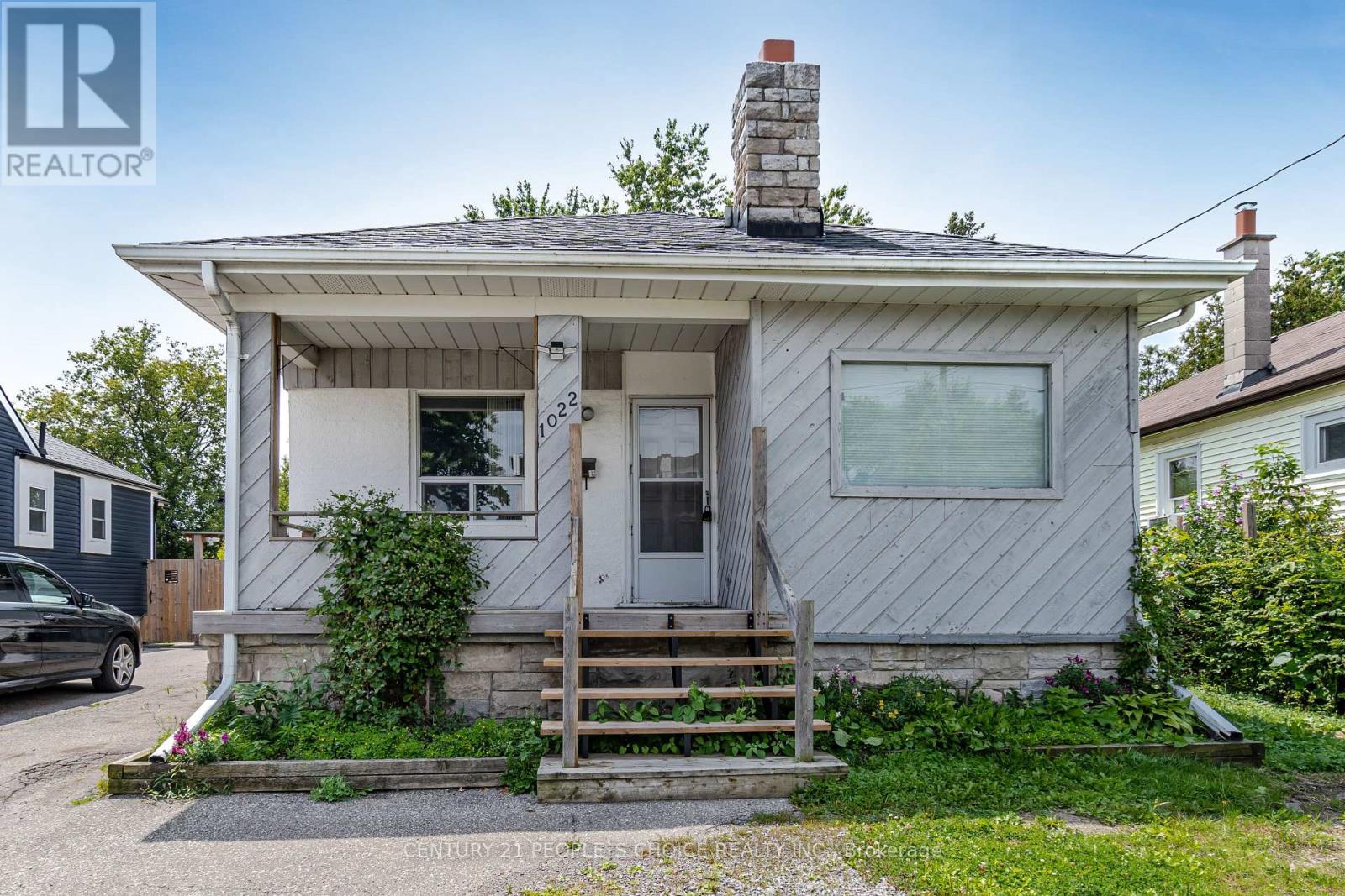 Property at 1022 EDGELEIGH AVENUE image 1