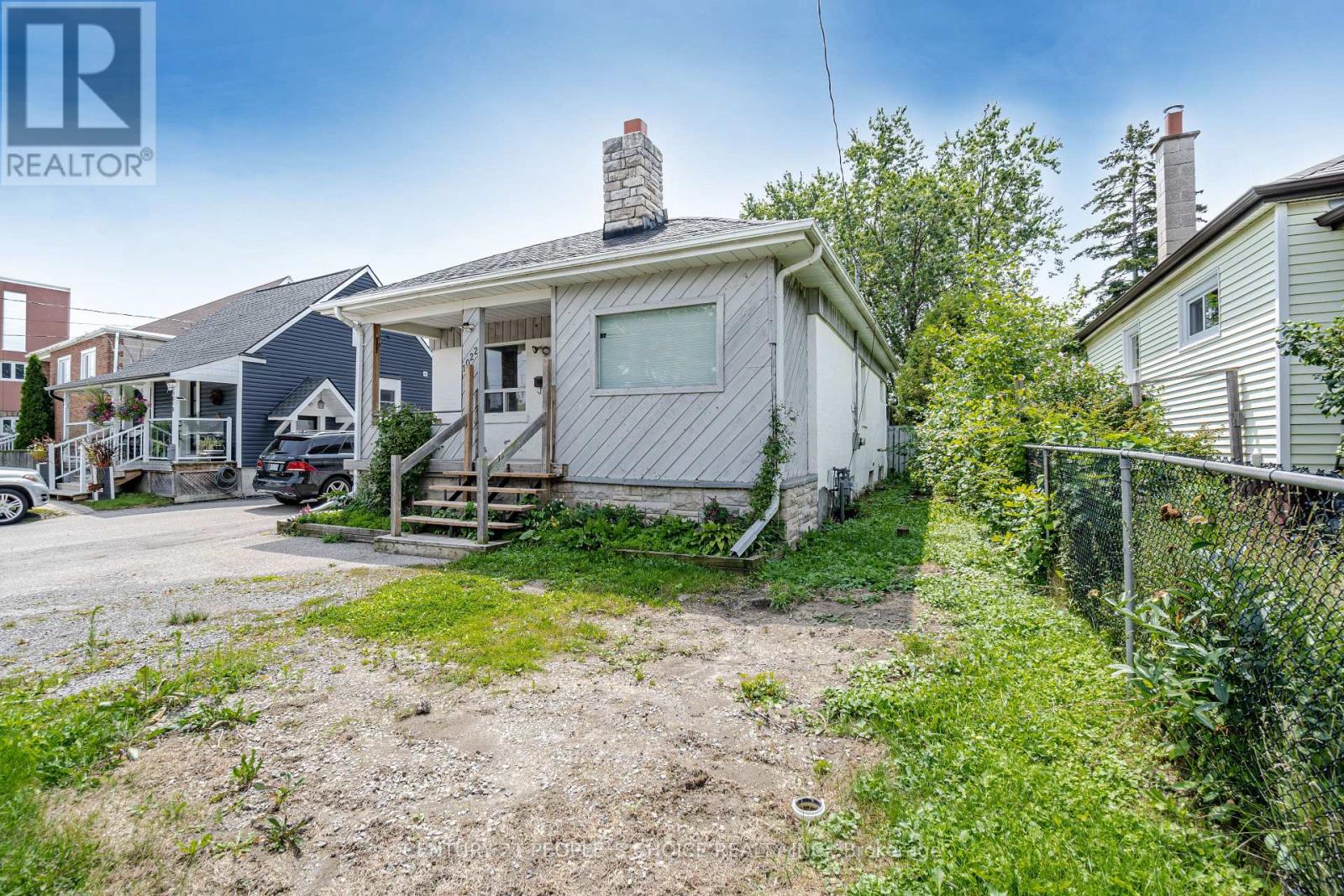 Property at 1022 EDGELEIGH AVENUE image 2