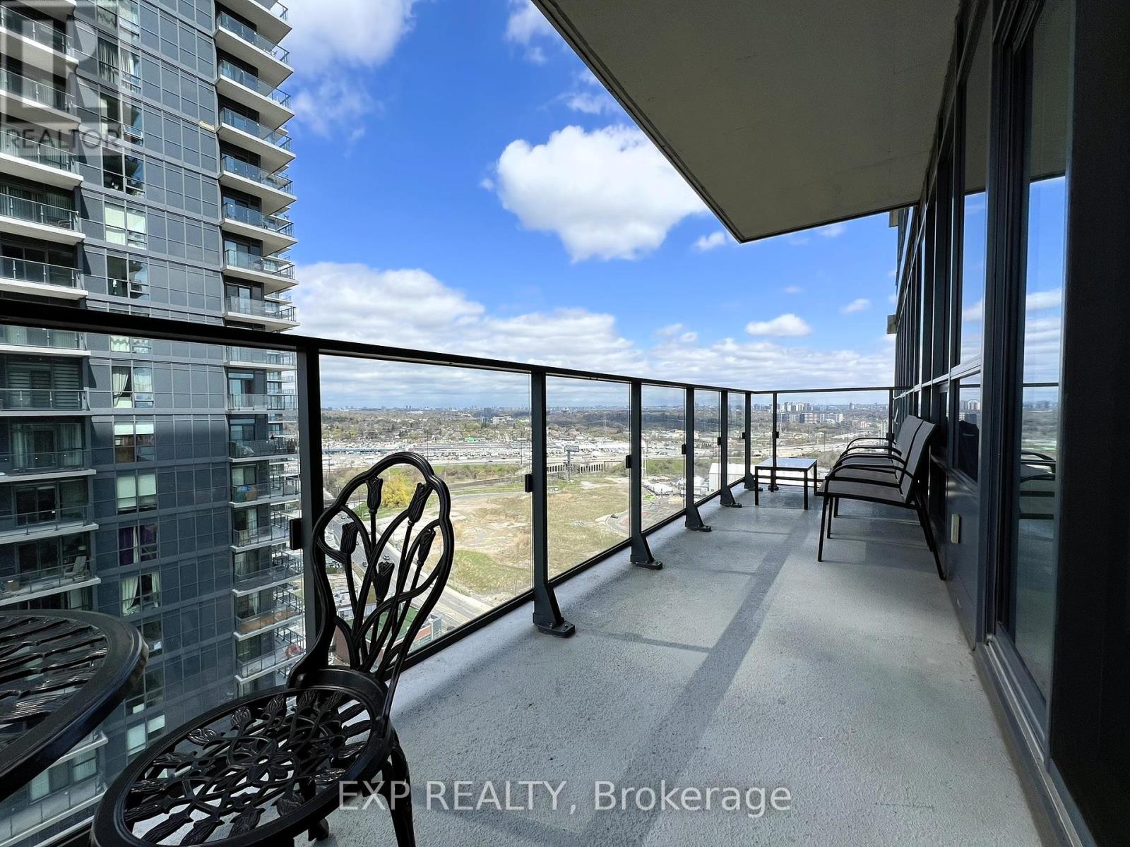 3007 - 2212 Lake Shore Boulevard W, Toronto, Ontario  M8V 0C2 - Photo 13 - W12313571
