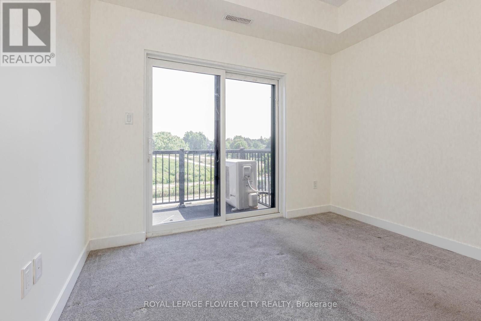 C13 - 10 Palace Street, Kitchener, Ontario  N2E 0J3 - Photo 20 - X12313493