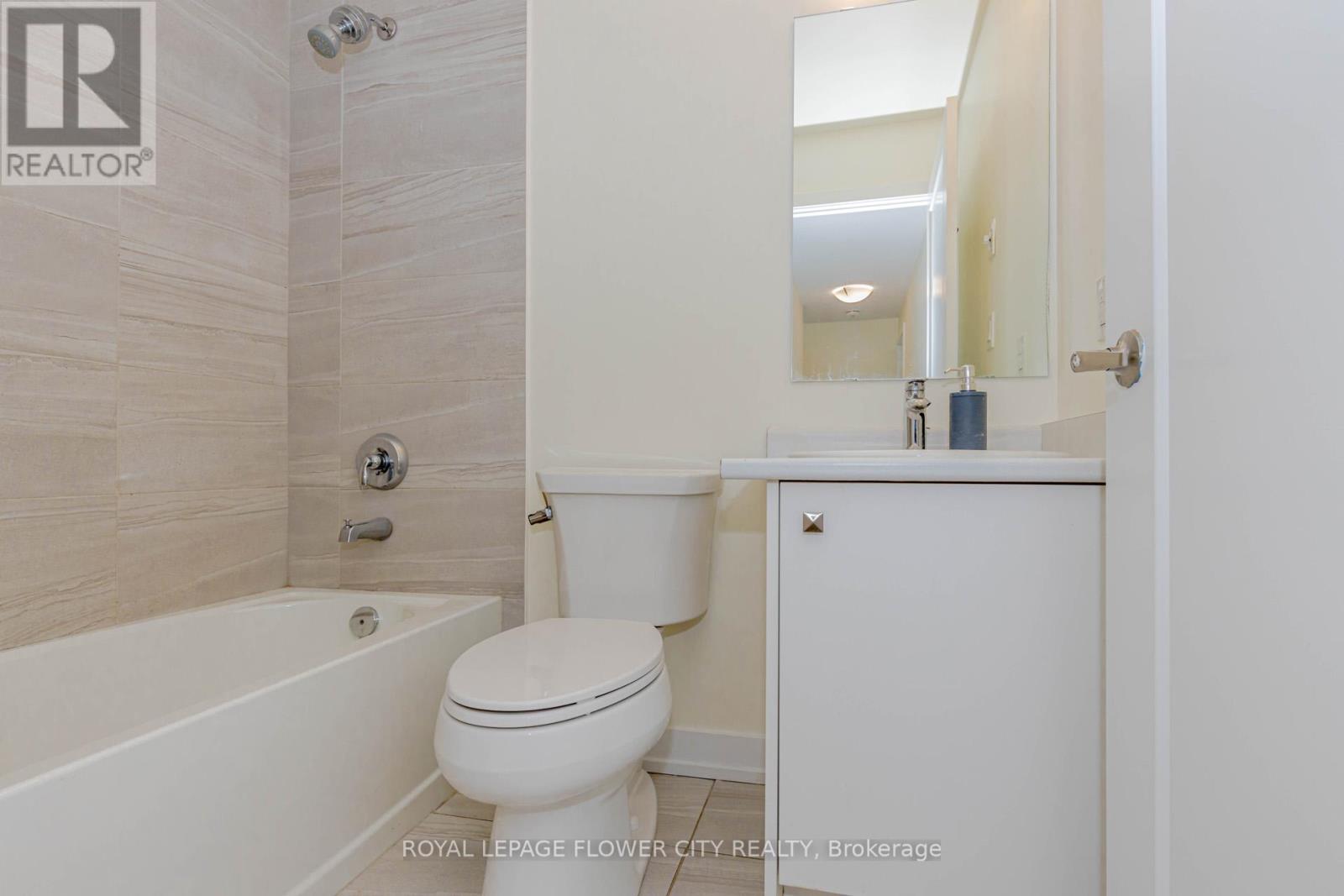 C13 - 10 Palace Street, Kitchener, Ontario  N2E 0J3 - Photo 21 - X12313493