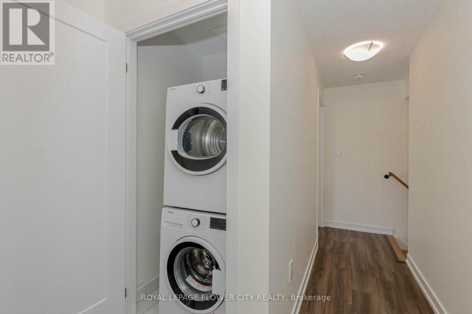 C13 - 10 Palace Street, Kitchener, Ontario  N2E 0J3 - Photo 25 - X12313493