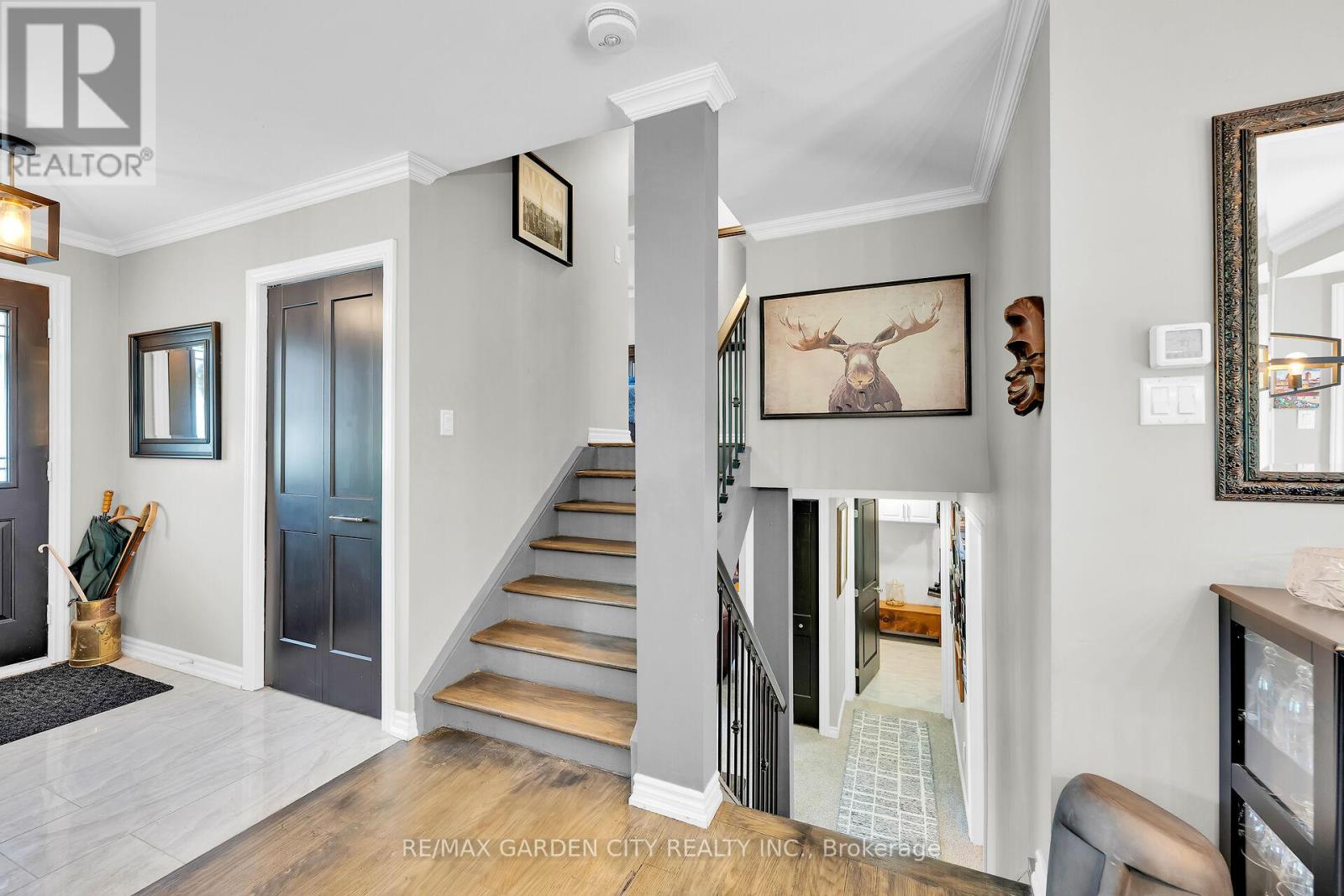 8 Bendamere Drive, Grimsby, Ontario  L3M 2N3 - Photo 26 - X12313550