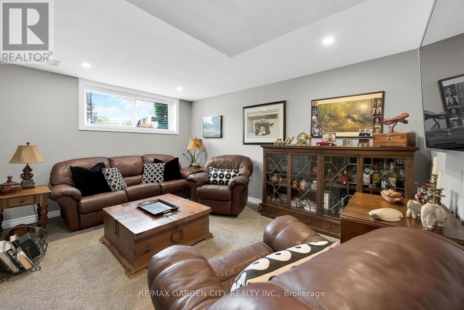8 Bendamere Drive, Grimsby, Ontario  L3M 2N3 - Photo 29 - X12313550