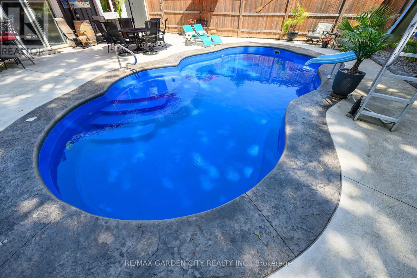 8 Bendamere Drive, Grimsby, Ontario  L3M 2N3 - Photo 41 - X12313550